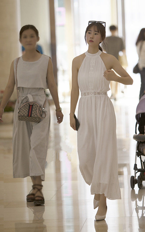 街拍路人，气质好不好主要靠穿搭，只要穿搭到位自然有气质