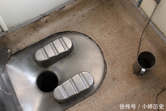 印度厕所没有卫生纸，游客大便后要这样解决！