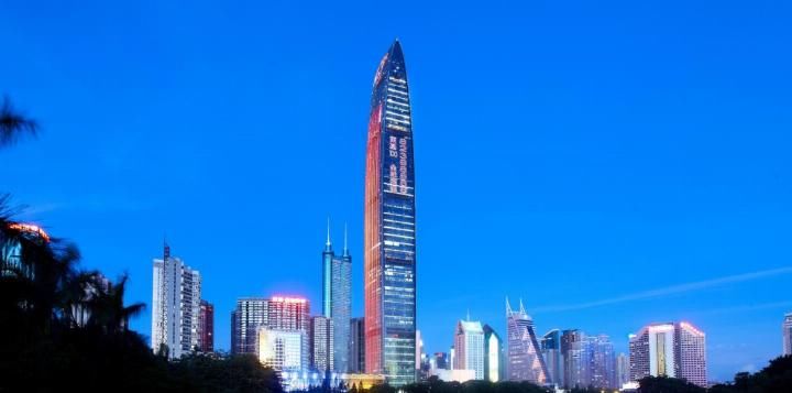 面积不足上海三分之一, GDP却将突破25万亿, 深圳的未来不可限量