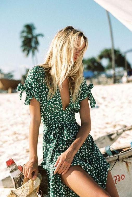 伊能静被赵雅芝“带坏”了，7000块的奶奶衣还能穿成18岁