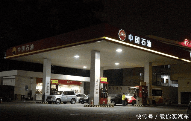 加油站员工说漏嘴, 5个加油谎言终于曝光, 车主: 被坑了好多年