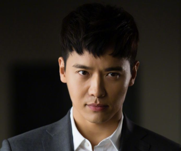 胡睿儿被曝“捡尸”疑似性侵，曾为恋情回应:离婚就送超跑给网友