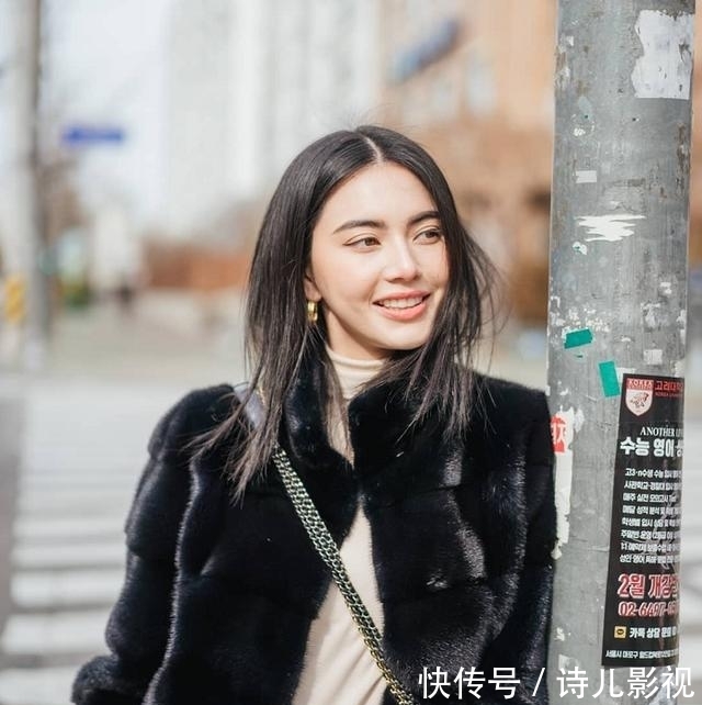  「时髦」她是泰国最美混血影后，穿老气毛皮大衣配匡威鞋，效果却意外时髦