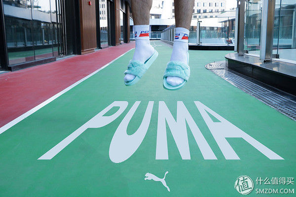 马克实测 篇一:11双澡堂拖鞋大测评!谁说不能下水的拖鞋就不是好