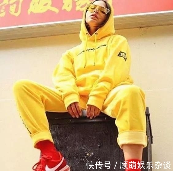  「单品」让人欲罢不能的彩色单品，你穿对了吗？