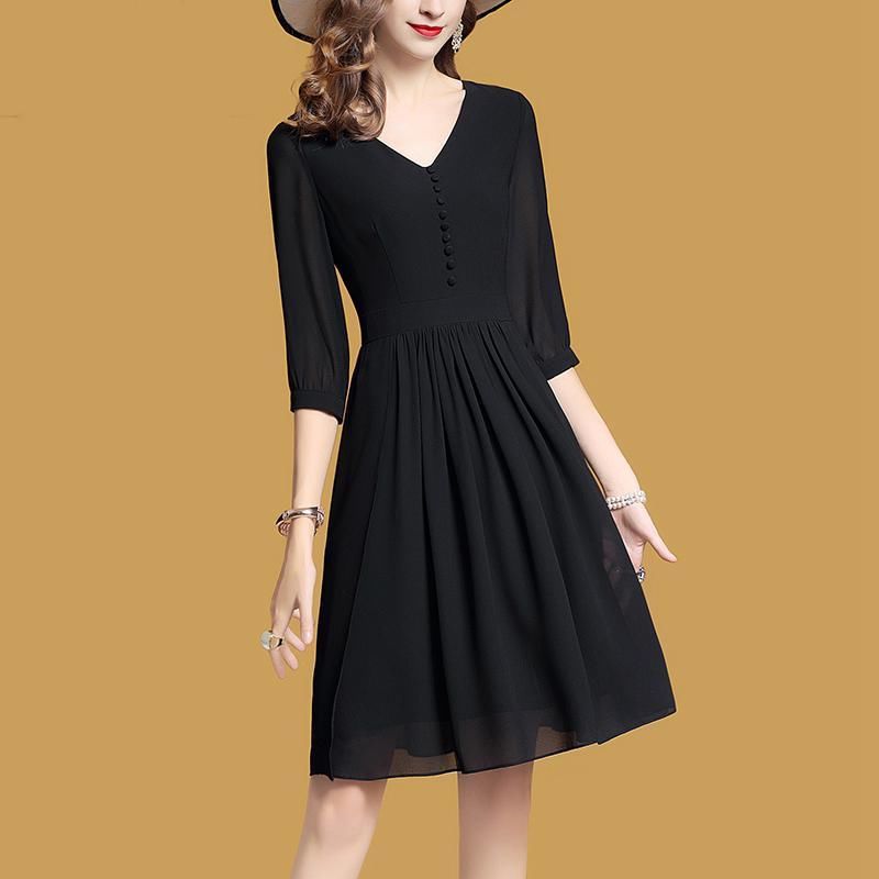 厉害了,这种秋裙,一出就火,上身怎么穿都贼迷人显瘦,早穿早美