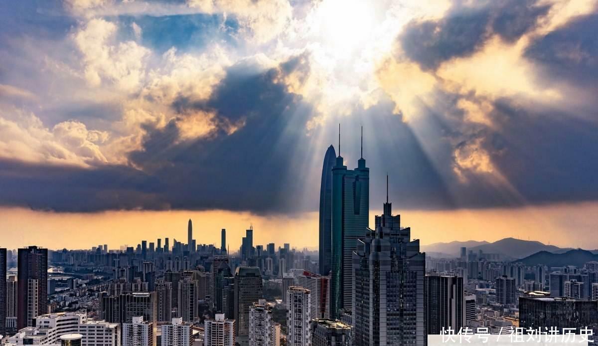 外网热议： 美国不是超级大国吗 为什么中国的城市建设却更先进