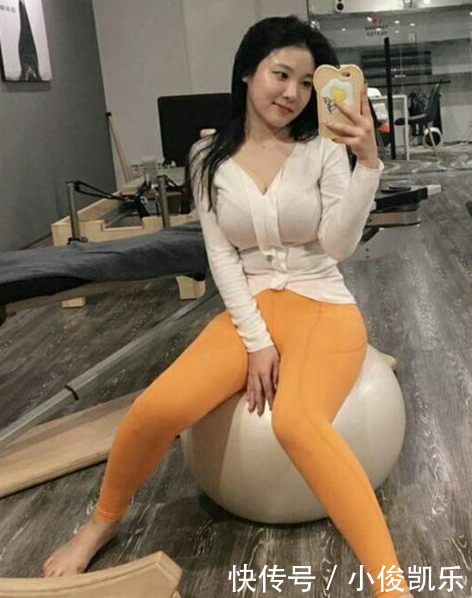 怎样不长胖保持身材 t012b27259f0b54d8f0.png?size=472x598