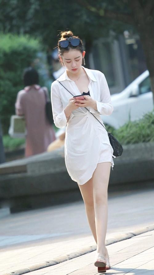 街拍美女丨此生如果没有去过南方看美女，那真的是太遗憾！