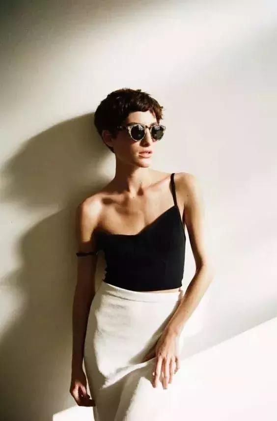 周冬雨，短发不是你说剪就能剪，根据脸型选择长度才是关键!