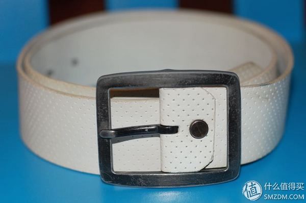 日常穿着携带，男士腰带的选择