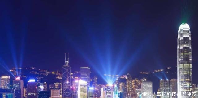 国内高楼密度最大的城市，比上海还富裕，不是深圳也不是广州