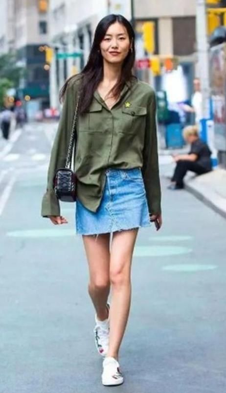 烈焰红唇的秦海璐穿出高级感,接二连三获奖的马伊琍鱼尾裙才迷人