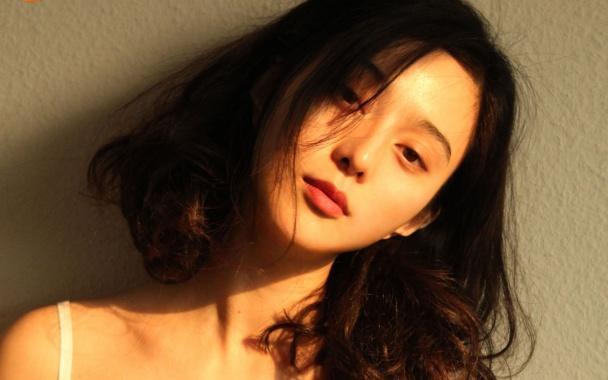 范冰冰工作室业务暂停，范冰冰微博因停更而被降权，范爷真的摊上