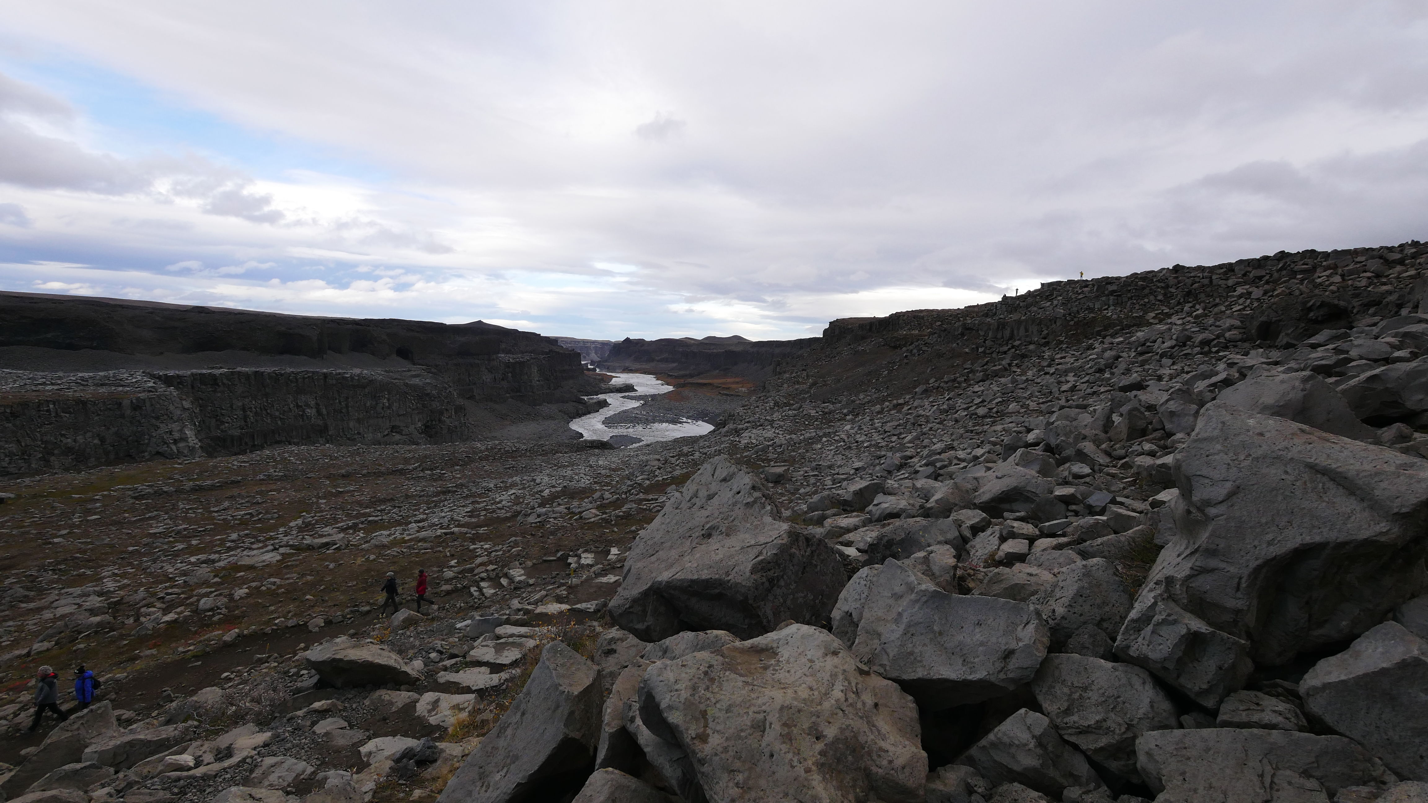 一起去世界的尽头流浪 冰岛历险记（中）