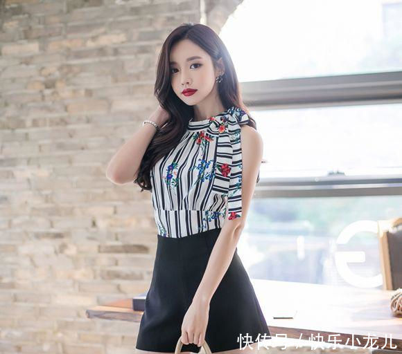 #有型#街拍:高挑有型的紧身裙美女,更加靓丽出众