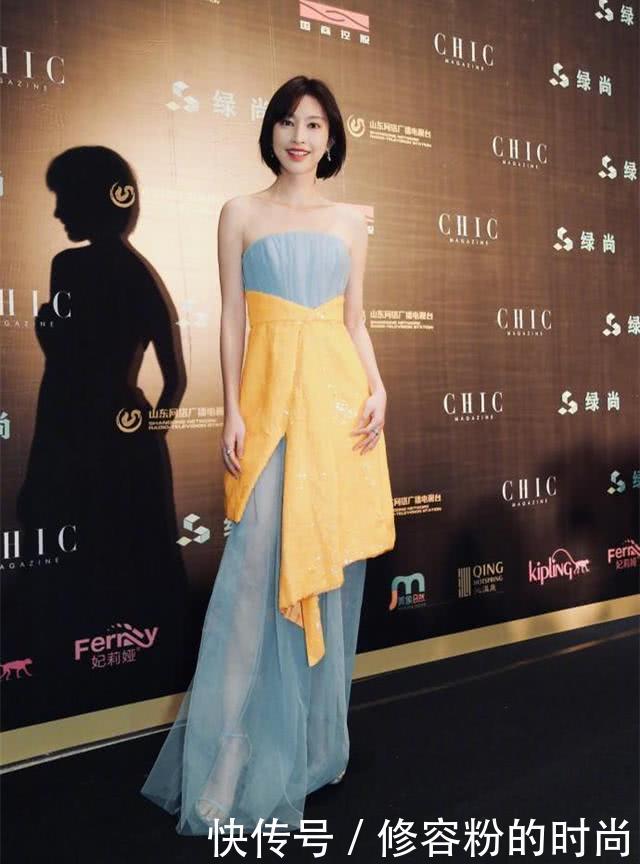 都是抹胸长裙也有不同风格,一个清新一个甜美,你更中意哪个?