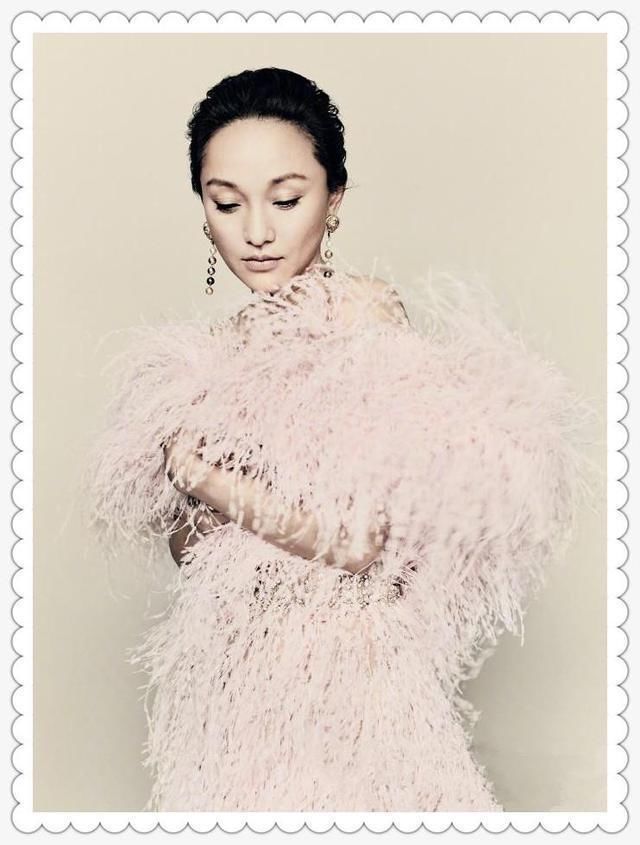 看了43岁周迅杂志照，再看30岁刘雯，网友：灵气跟霸气差距还真大