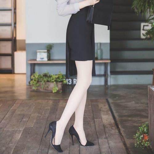 高跟鞋常常令人又爱又恨,穿高跟鞋6个舒服方法可以让比例更完美