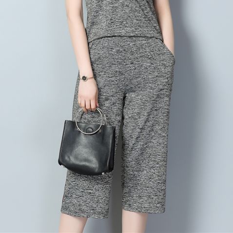 我滴天!160斤的姐姐太会打扮了，显瘦的休闲套装上身，美爆了