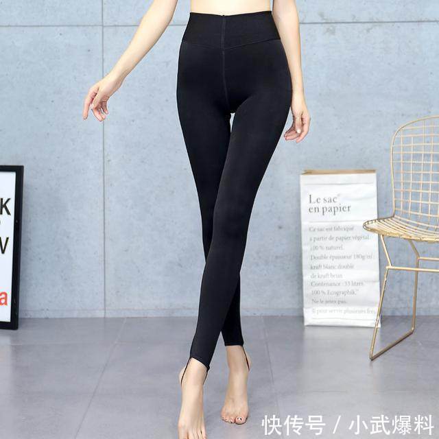 如今的打底裤真是越来越高级了，特别是第2款，穿的最洋气