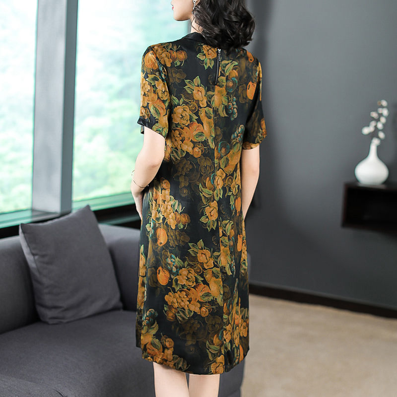 人美，不用刻意打扮，多穿这些秋款优雅雪纺连衣裙，上身大方舒适