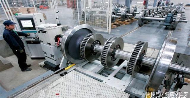  「满天」中国高铁换上国产轴，关键短板被补齐，国外满天要价的