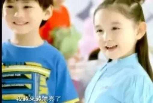 『依依』长开了的蒋依依惊艳到“抢”女主风头!19岁的她会是新一代“国民闺女”吗?