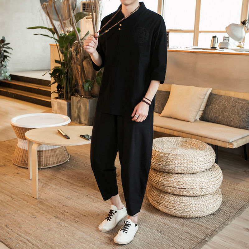 “大裤衩”早就烂大街，女人早看腻!瞧下图穿法，十个女人9个爱