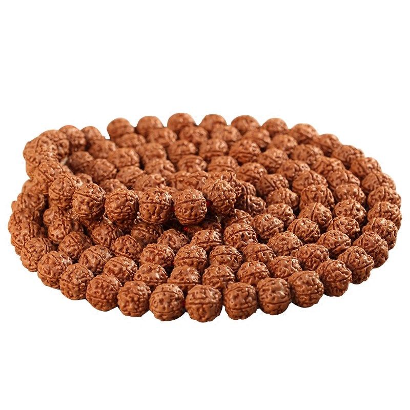 看看下面的手串，件件都是时尚款，一串能盘出好价钱