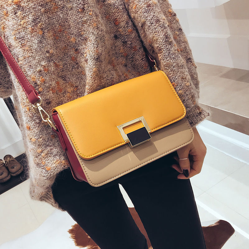 出门旅游看见好多美女都背了这样的包，稀罕坏了，一回来就下手了