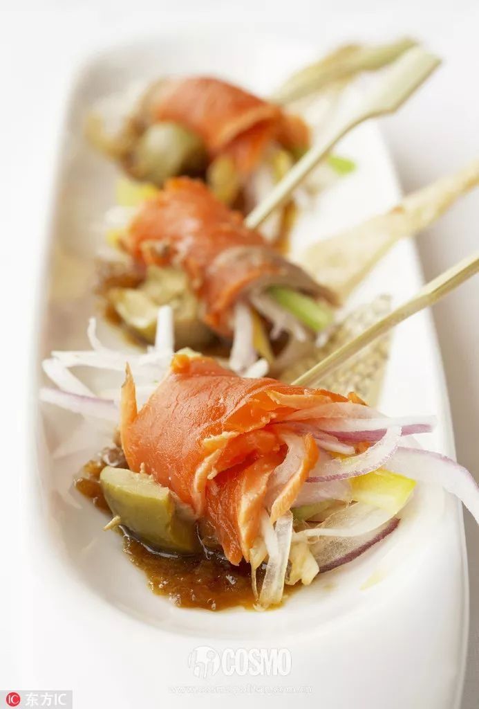 OMG | 恋爱使暮光女肥胖!辣眼睛的小肚子把它吃掉就好啦