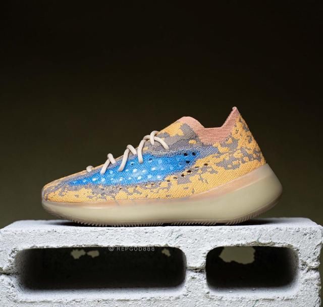  [发售]全新满天星 Yeezy 380 上脚照来了！颜值一言难尽...