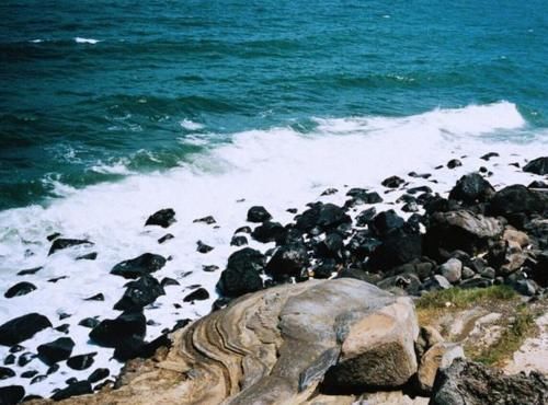 比三亚更值得去！这个海鲜便宜物价低的海滨小城，来了就不想离开