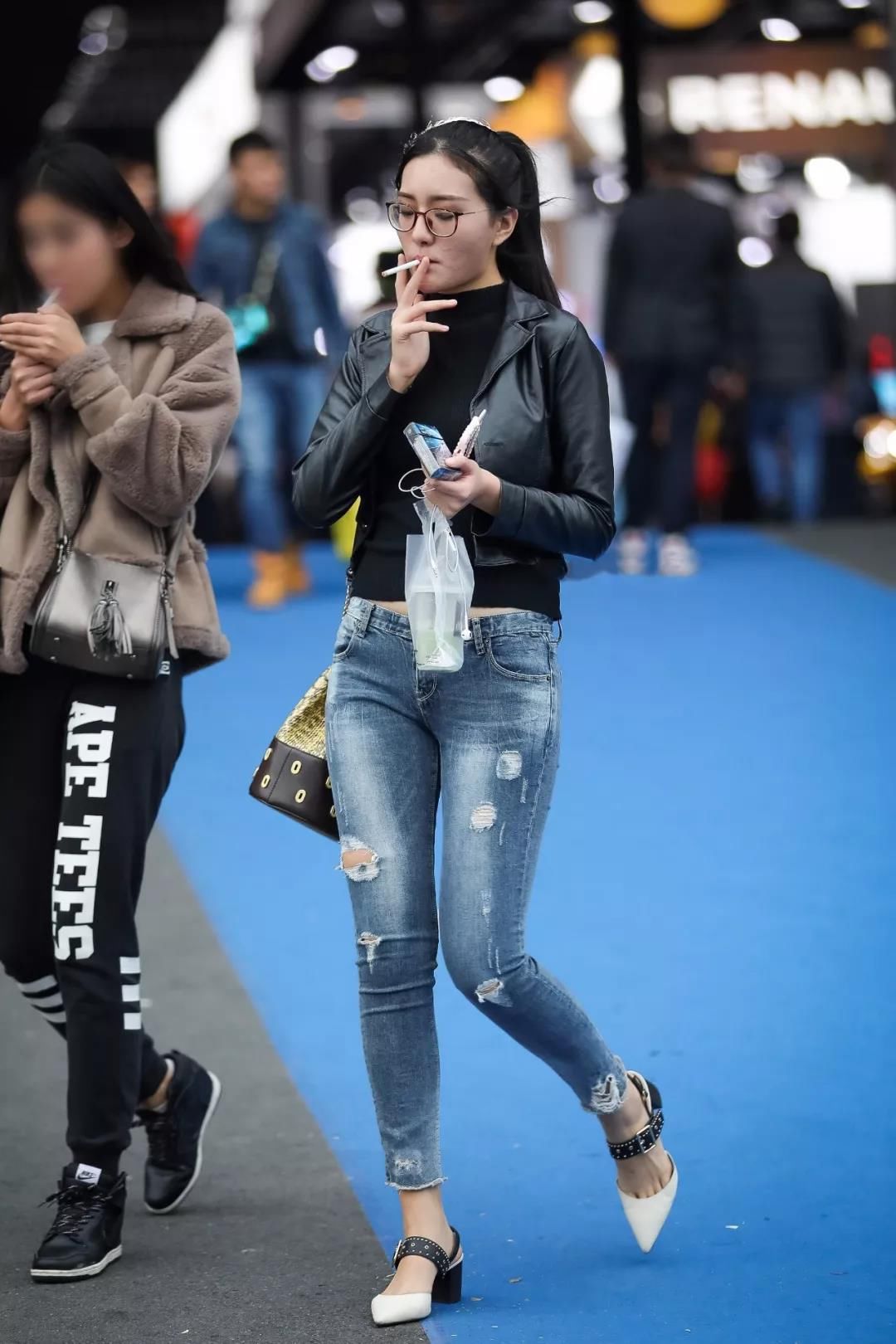 霸气有型的个性穿搭参考，让你走在街上吸引无数的路人