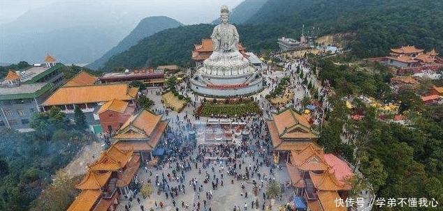 广东一景区悬赏7万元求下联,5年没人对,游客:现金还是微信