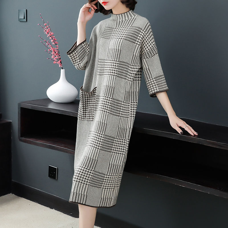 以前入秋，老婆总穿上衣+长裤，现在越来越会了，换这裙美瞎我眼