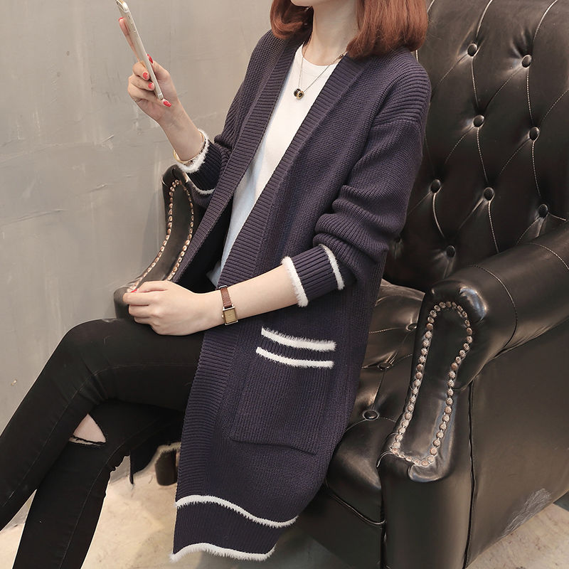 小姐姐你听我说:9月穿这初秋针织香风外套，穿出不一样的美