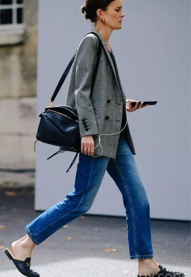  #包包#一周7天都想背它！衣橱里有这只包就够了