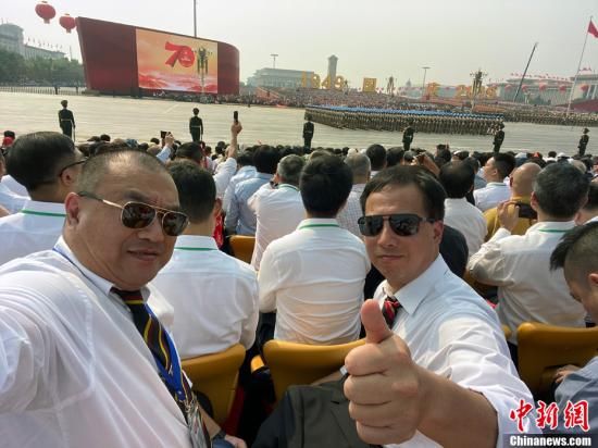  代表■香港警队代表参加庆祝中华人民共和国成立70周年大会