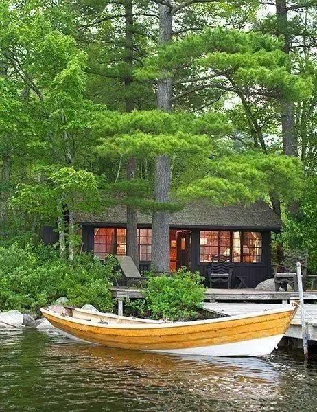 城市待不下去了，回乡村吧，建个院子安静生活