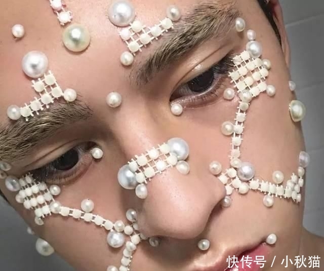  #美妆圈#20岁的他成为了美妆圈新Icon！