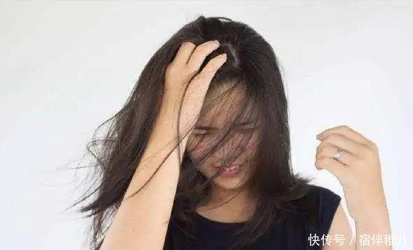 #远离#女孩子“洗头”时,牢记远离这“3习惯”,小心永远都脱不了单