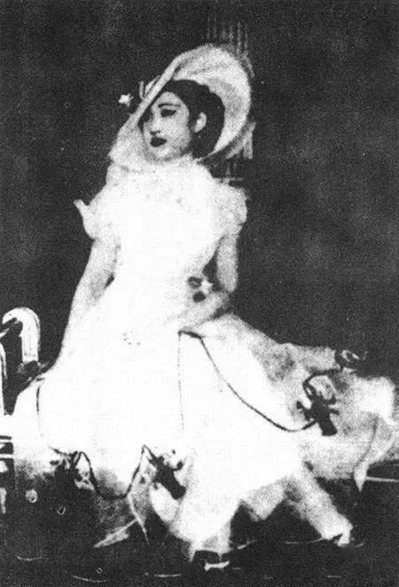  民国时期：100年前的民国女子潮爆了！猜猜谁是民国第一“时髦精”？