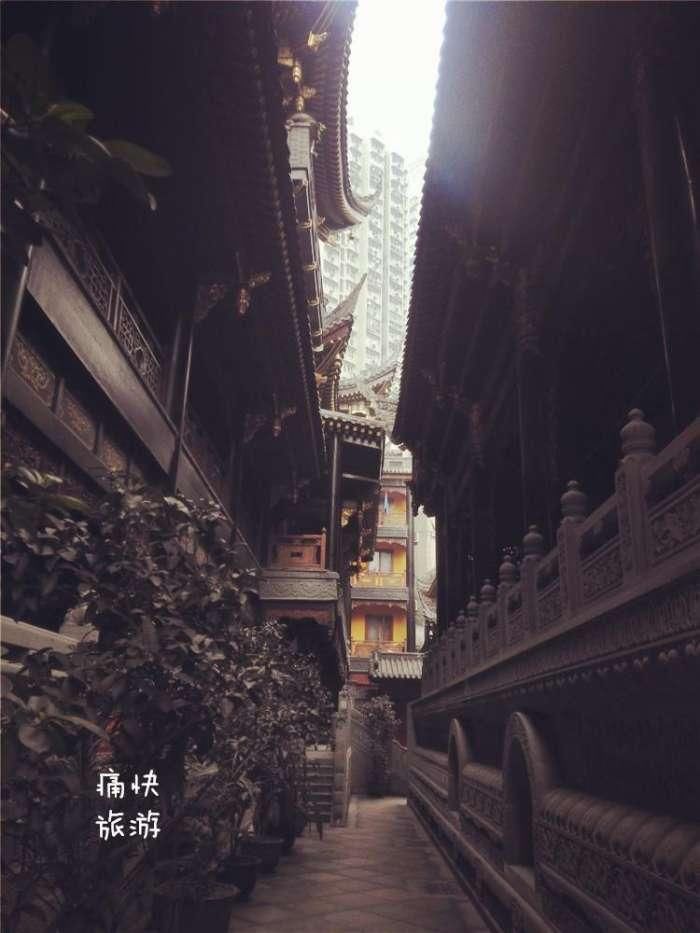 “闹中取静”的重庆罗汉寺
