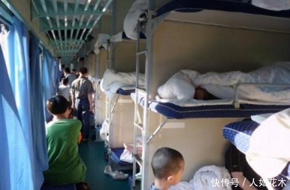  [青年]同样是火车卧铺过夜，为何中国脚臭熏天，日本却像“青年