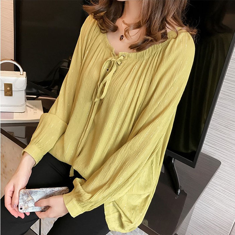 今年流行的秋装，大方优雅，聚会逛街全搞定，时髦端庄有韵味