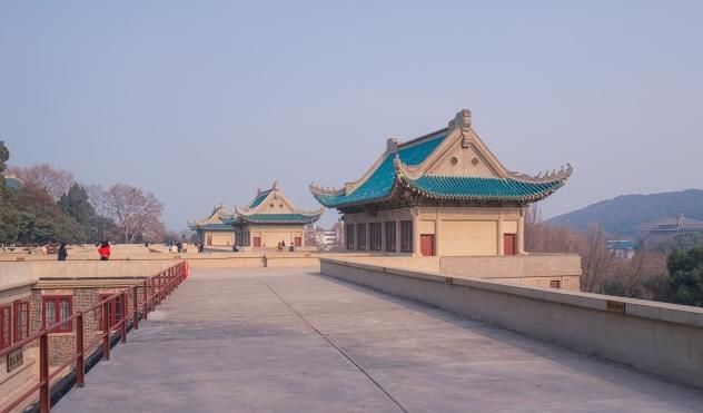 中国最高温难耐五大省会城市：均温超过35度，夏天游客最好避开