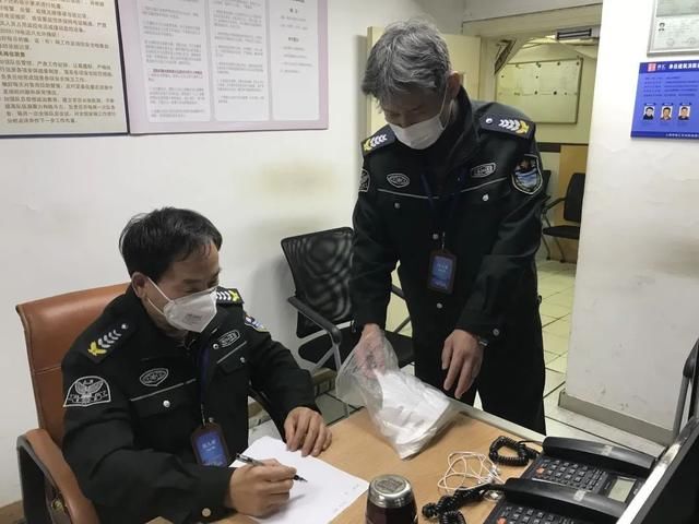  「服务」齐心抗疫情，上海公安博物馆志愿者服务基地在行动