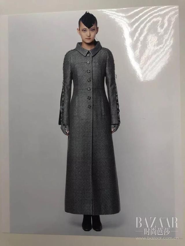 塞纳河倒映的Chanel高定，流淌的是左岸的旧时光